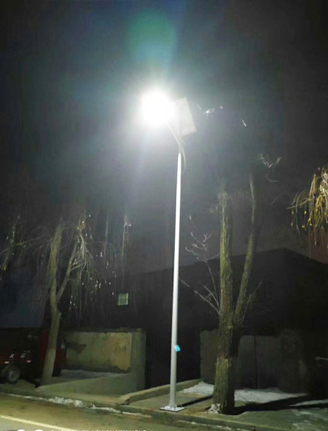 积石山县治多太阳能路灯项目