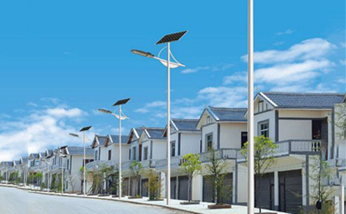 治多太阳能路灯配置与在乡村道路照明中的应用